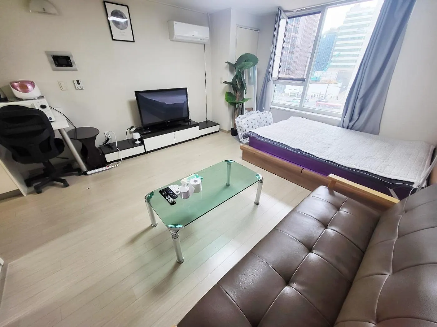 3-2501 #5Min Gangnam St# Livingroom #Sofa #Metro Line No2 Seoul Apartment