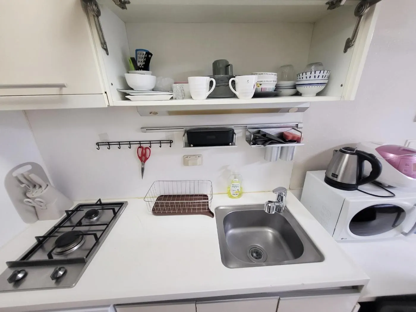 Apartment 3-2501 #5Min Gangnam St# Livingroom #Sofa #Metro Line No2 Seoul